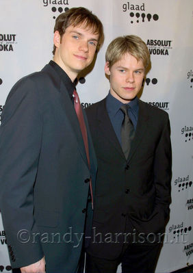 Glaad-media-awards-new-york-arrivals-apr-16th-2001-004.jpg