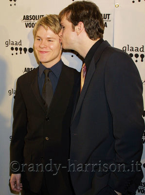 Glaad-media-awards-new-york-arrivals-apr-16th-2001-005.jpg