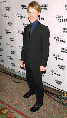 Glaad-media-awards-new-york-arrivals-apr-16th-2001-007.jpg