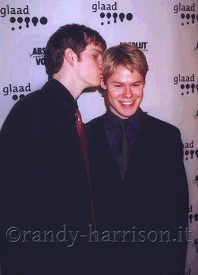 Glaad-media-awards-new-york-arrivals-apr-16th-2001-017.jpg