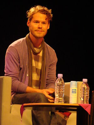 Planet-babylon-convention-panel-by-angie-oct-31st-2010-0108.JPG