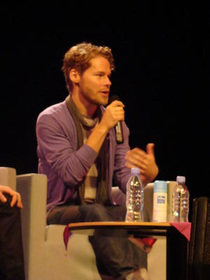 Planet-babylon-convention-panel-by-angie-oct-31st-2010-0115.JPG