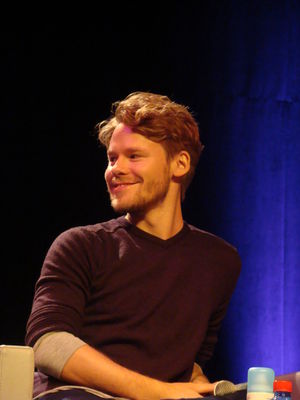 Planet-babylon-convention-panel-by-angie-nov-1st-2010-0115.JPG