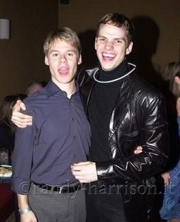 Qaf-west-hollywood-party-nov-28th-2000-007.jpg