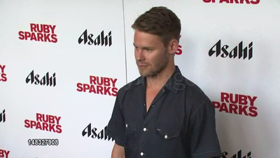 Ruby-sparks-screening-arrival-screencaps-jul-11th-2012-039.png