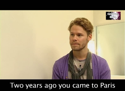 Celebrites-online-interview-qaf-convention-oct-31st-2010-00033.png