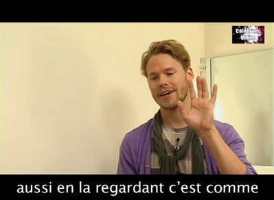 Celebrites-online-interview-qaf-convention-oct-31st-2010-00249.png