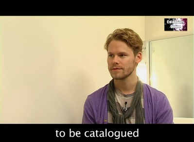 Celebrites-online-interview-qaf-convention-oct-31st-2010-00377.png