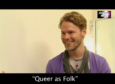 Celebrites-online-interview-qaf-convention-oct-31st-2010-00573.png