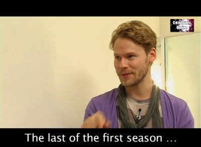 Celebrites-online-interview-qaf-convention-oct-31st-2010-01037.png