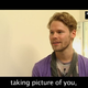 Celebrites-online-interview-qaf-convention-oct-31st-2010-00590.png