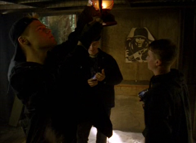 Bang-bang-you-are-dead-screencaps-2002-0270.png