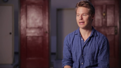 meet-randy-harrison-angels-in-america-by-berkeley-rep-video_-2nd-clip-screencaps-037.png