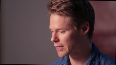 meet-randy-harrison-angels-in-america-by-berkeley-rep-video-screencaps-0041.png