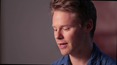 meet-randy-harrison-angels-in-america-by-berkeley-rep-video-screencaps-0042.png