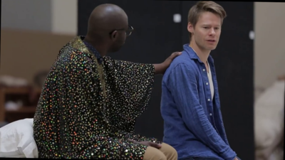 meet-randy-harrison-angels-in-america-by-berkeley-rep-video-screencaps-0104.png